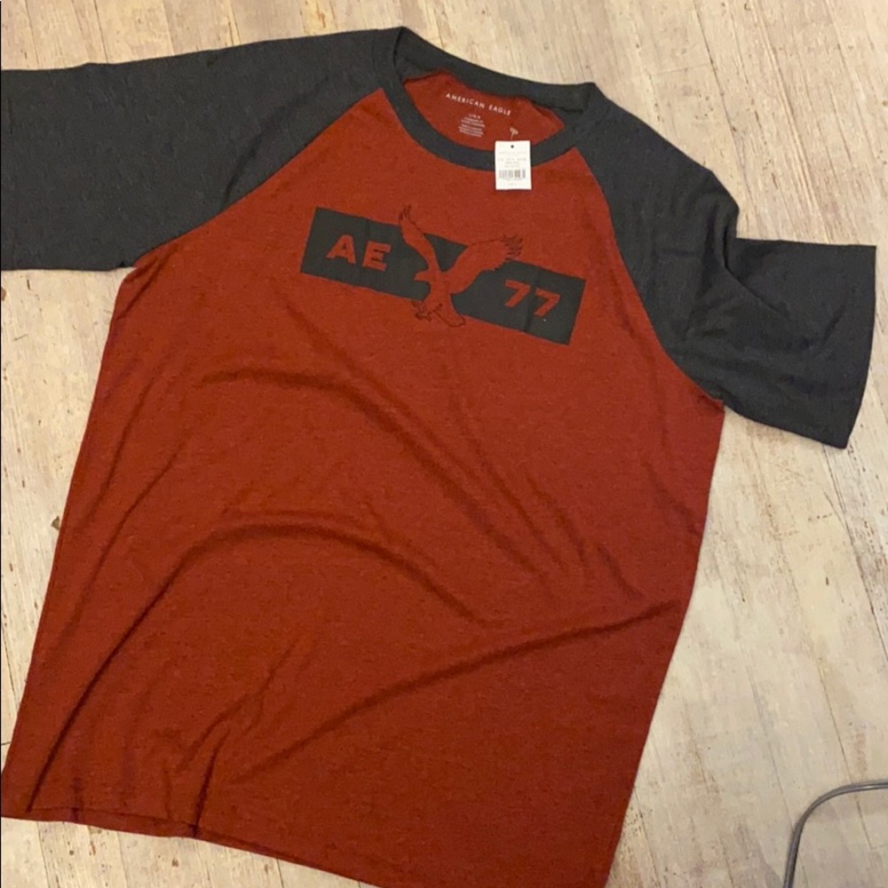 Men’s American Eagle T